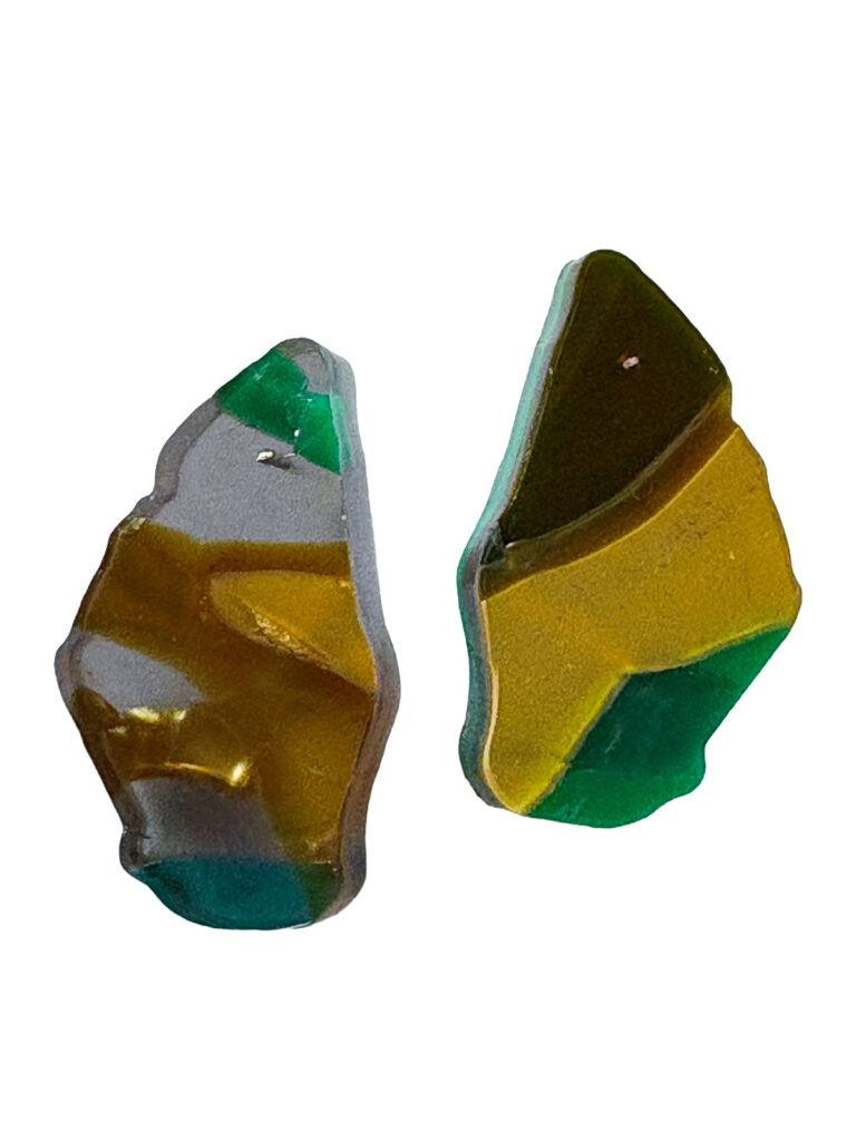 duality gold ore stud earrings