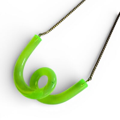 neon wiggle necklace